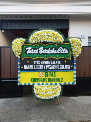 Papan Bunga Duka di Gunung Kelua